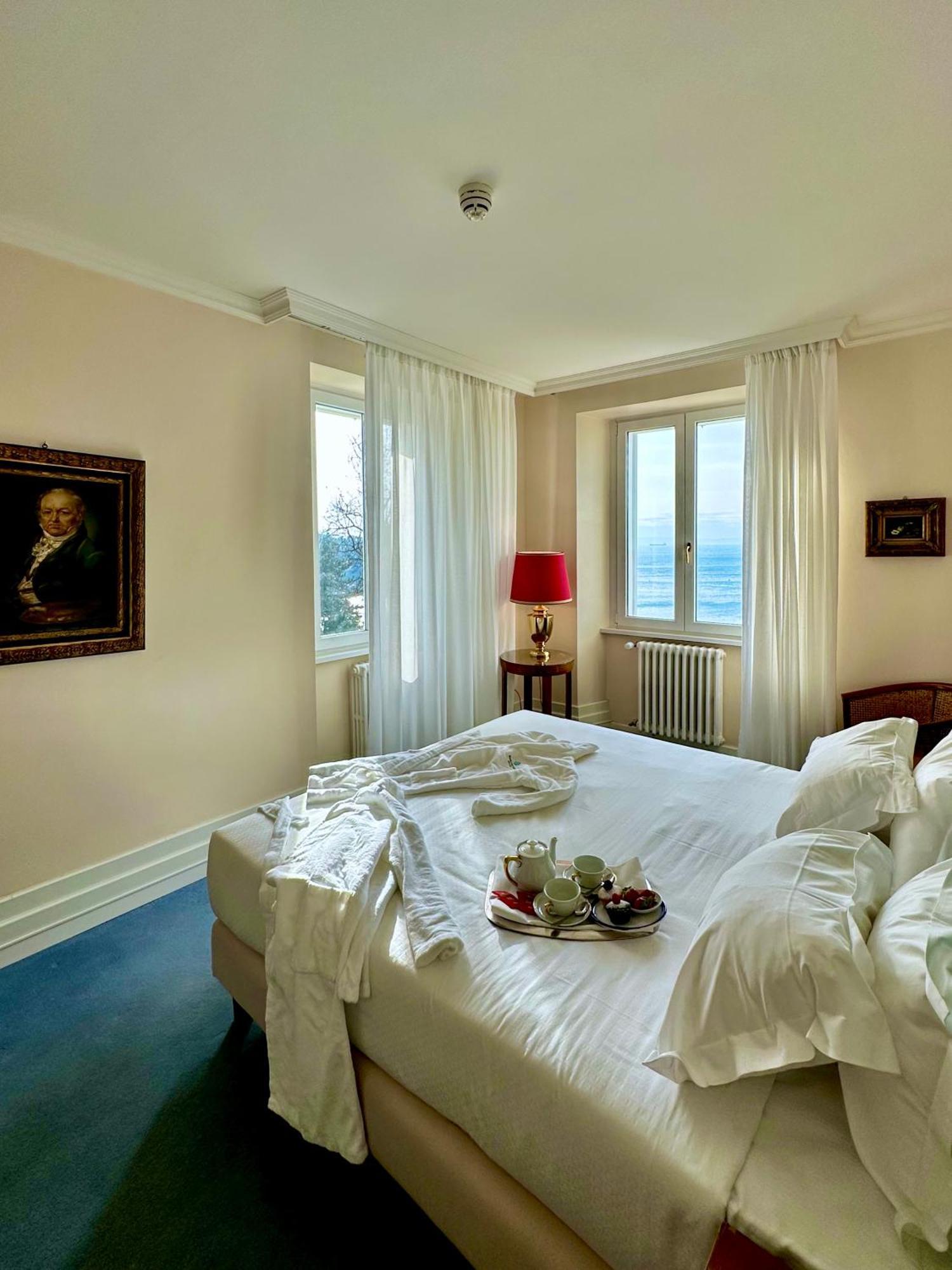 Hotel Riviera & Maximilian's Trieste Esterno foto