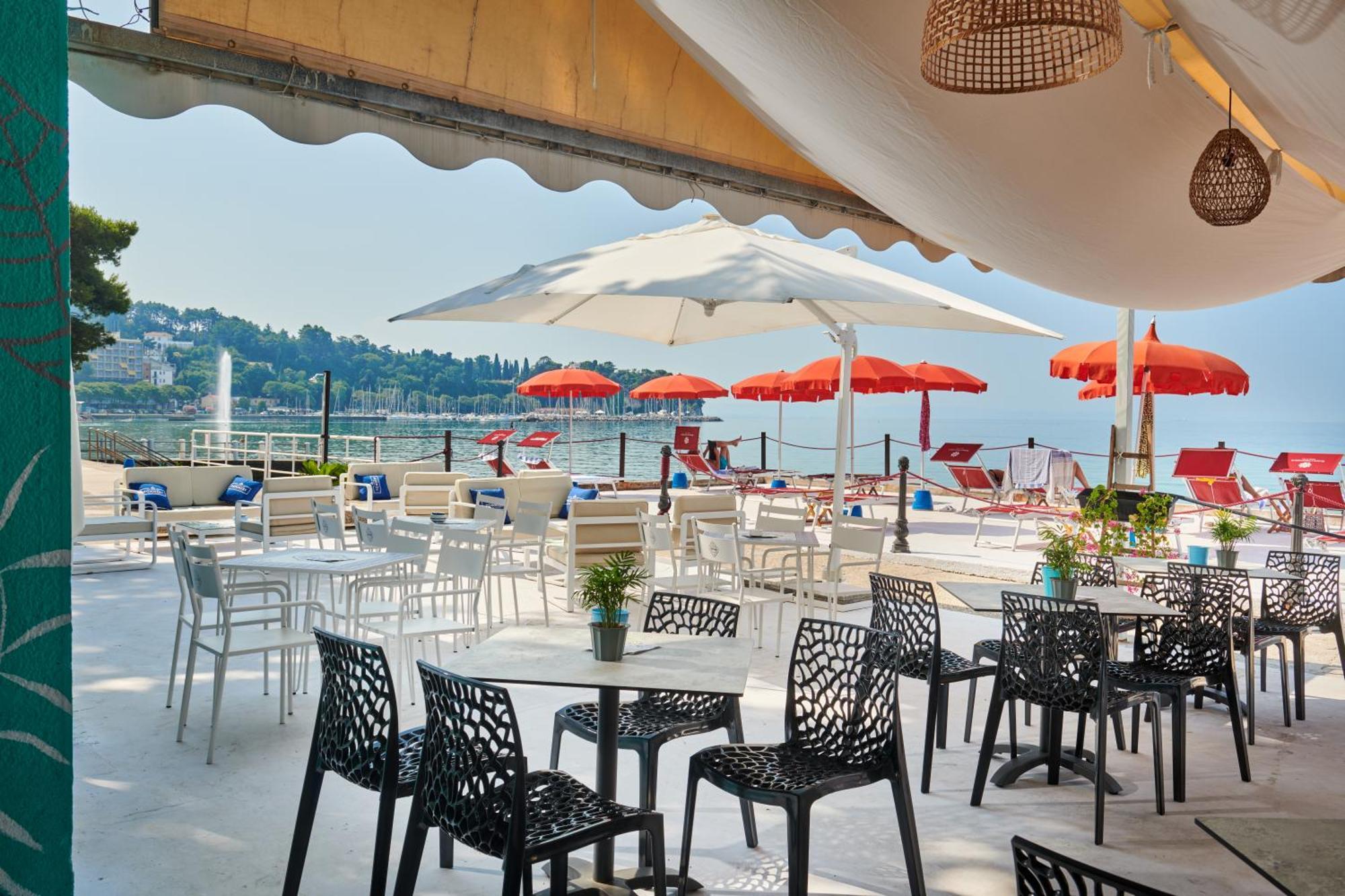 Hotel Riviera & Maximilian's Trieste Esterno foto