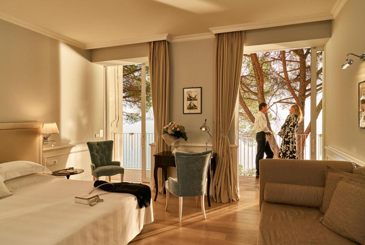 Hotel Riviera & Maximilian's Trieste Esterno foto